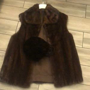 Brown MINK Vest . Size M Beautiful Mink Vest in Brown